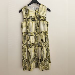 DVF Yellow Silk Hayley Printed Sleeveless Casual Dress Size 4